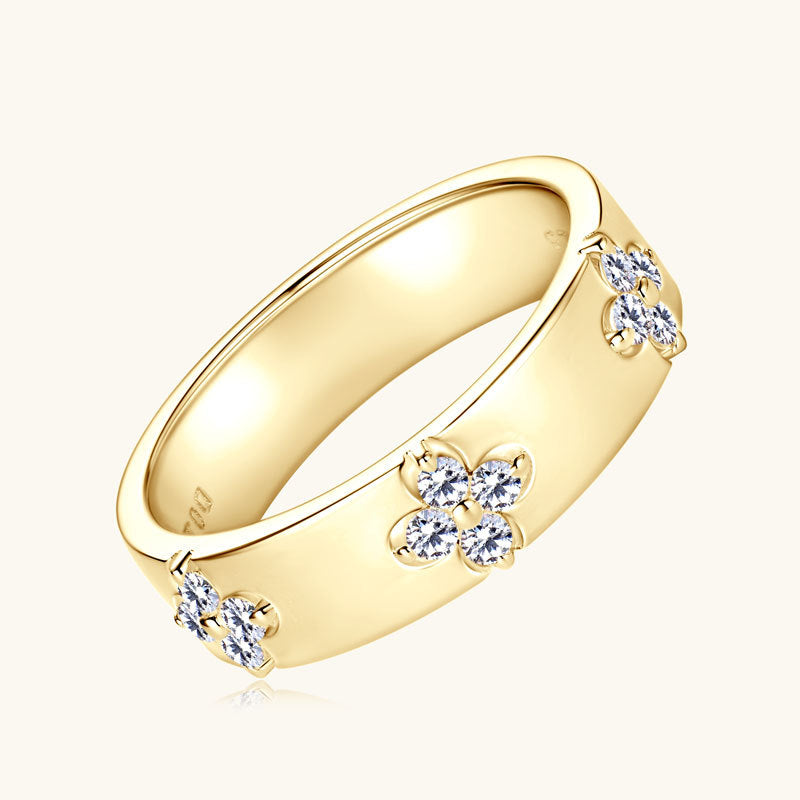 Layan Moissanite Ring