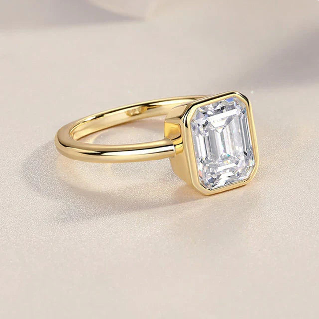 Nadya Moissanite Ring