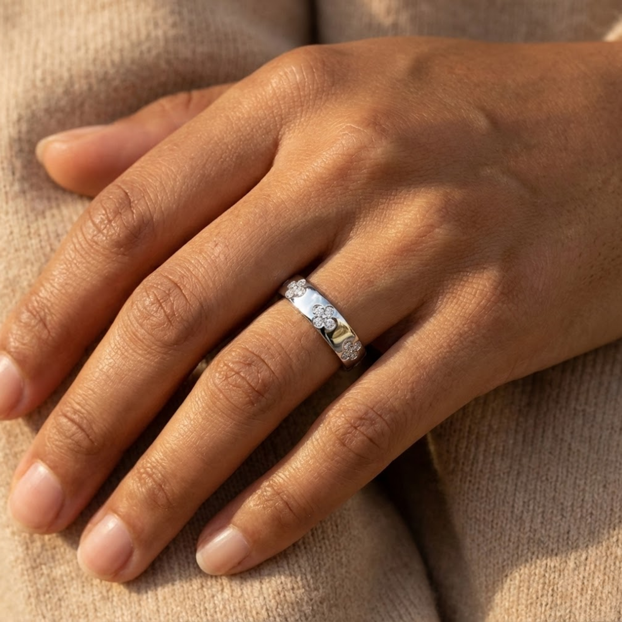 Layan Moissanite Ring