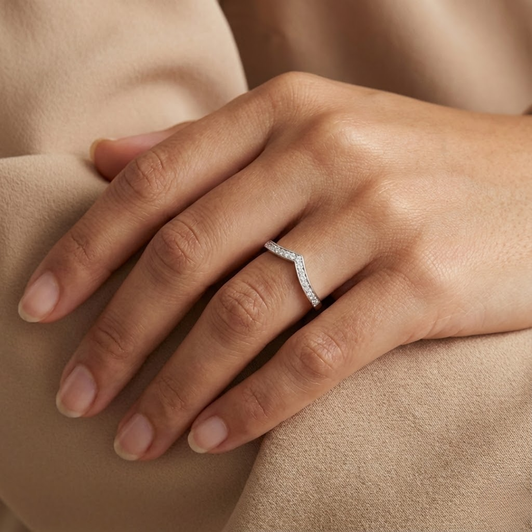 Lujain Moissanite Ring