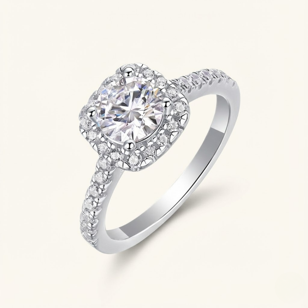 Naeema Moissanite Ring