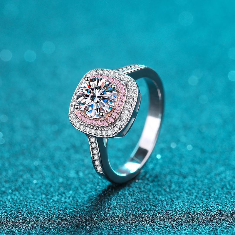 Haya Moissanite Ring