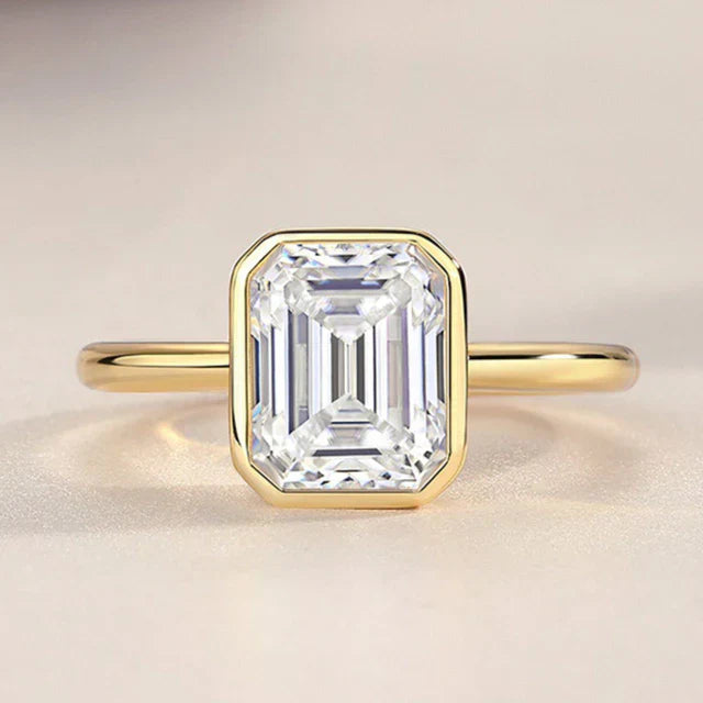 Nadya Moissanite Ring