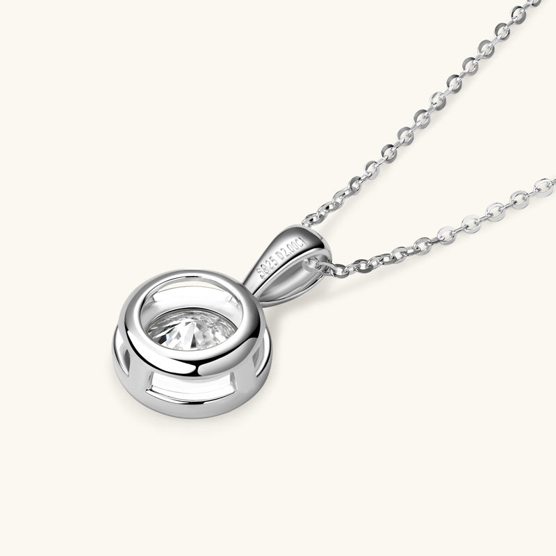 Rihana Moissanite Necklace