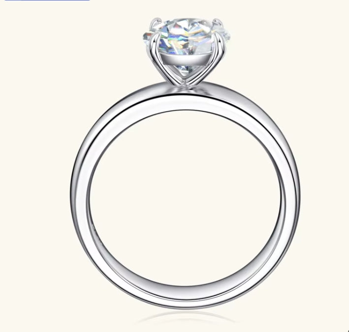 Khadija Moissanite Ring
