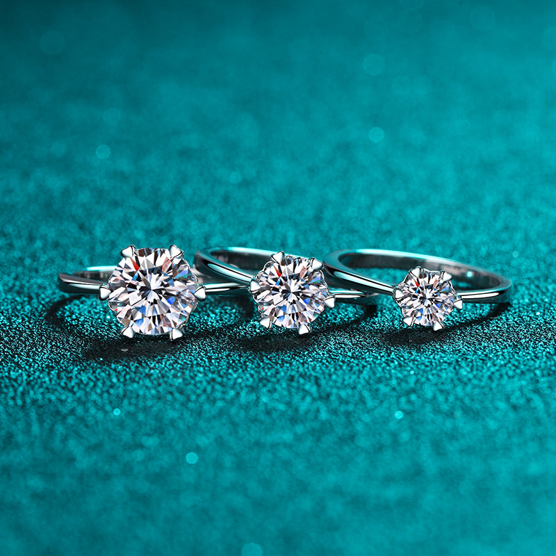 Basma Moissanite Ring